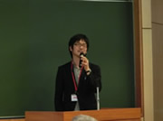 発表者(山本さん)